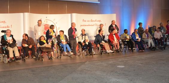Lourdes remise paquets de sel